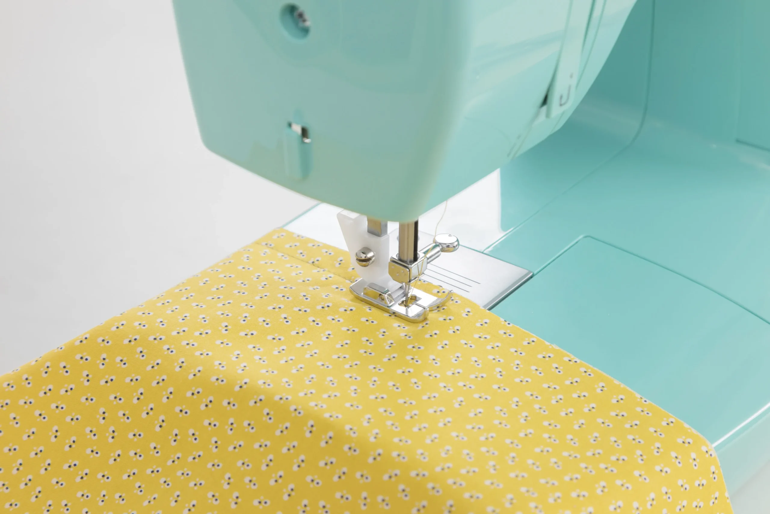 máquina de coser Singer Simple 3223G